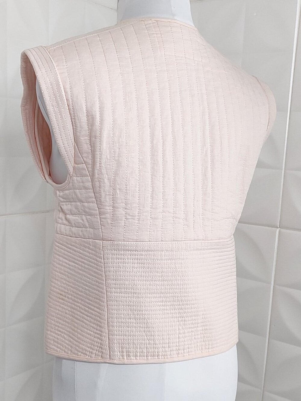 NWT Christoff Quilted Pink Runway Vest Top Cotton Designer M $428 BCBGMAXAZRIA - Picture 12 of 16